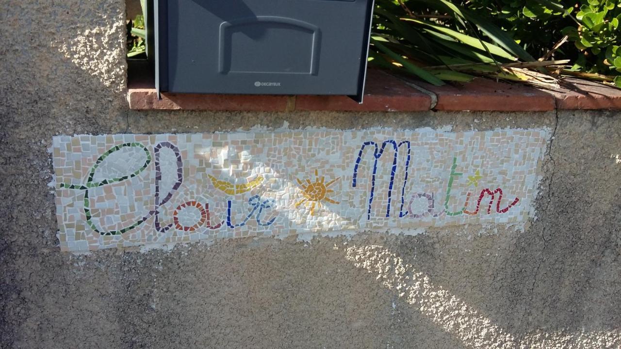 A Clair Matin Apartment Estang Exterior foto